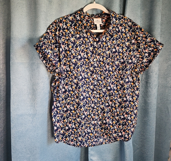 St. John's Bay Navy Floral Button Down Shirt - Women's Size Large - Picture 1 of 4
